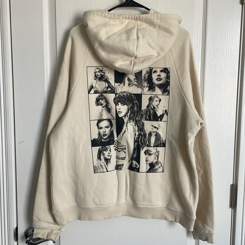 Taylor Swift Swifty Official The Eras Tour Ivory Beige Hoodie Small worn… - Picture 9 of 16